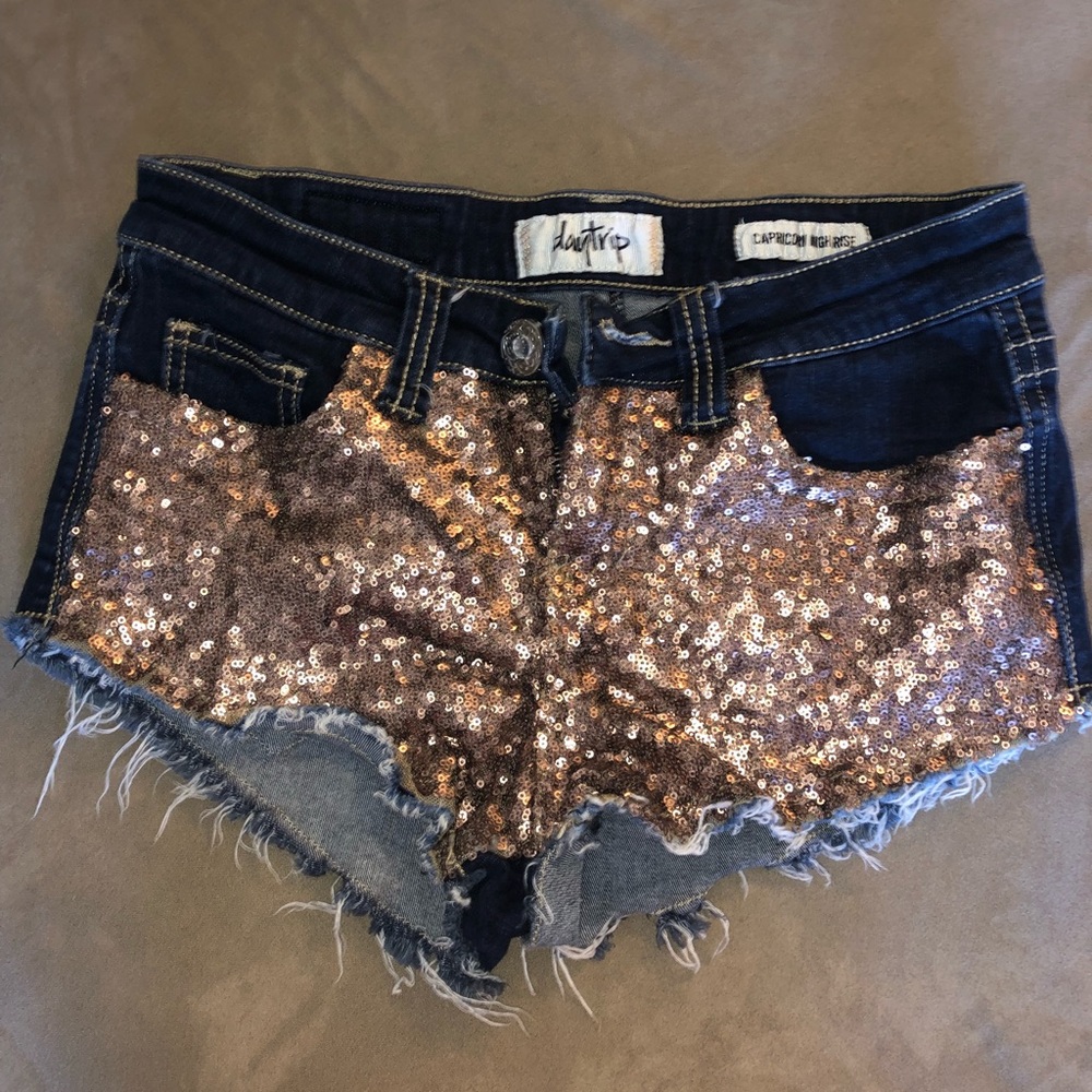 Day trip high waist denim shorts